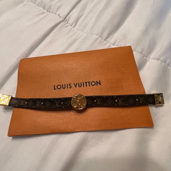 Louis Vuitton Reversible bracelet/Black and Monogram - Picture 9 of 14